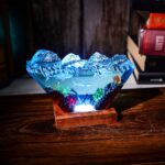 Inverted Triangle White Shark & Diver Epoxy Lamp - Image 9