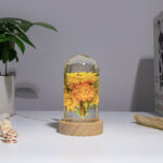 Strawflowers Epoxy lamp - Image 14