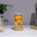 Strawflowers Epoxy lamp - Image 4
