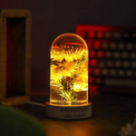 Strawflowers Epoxy lamp - Image 3