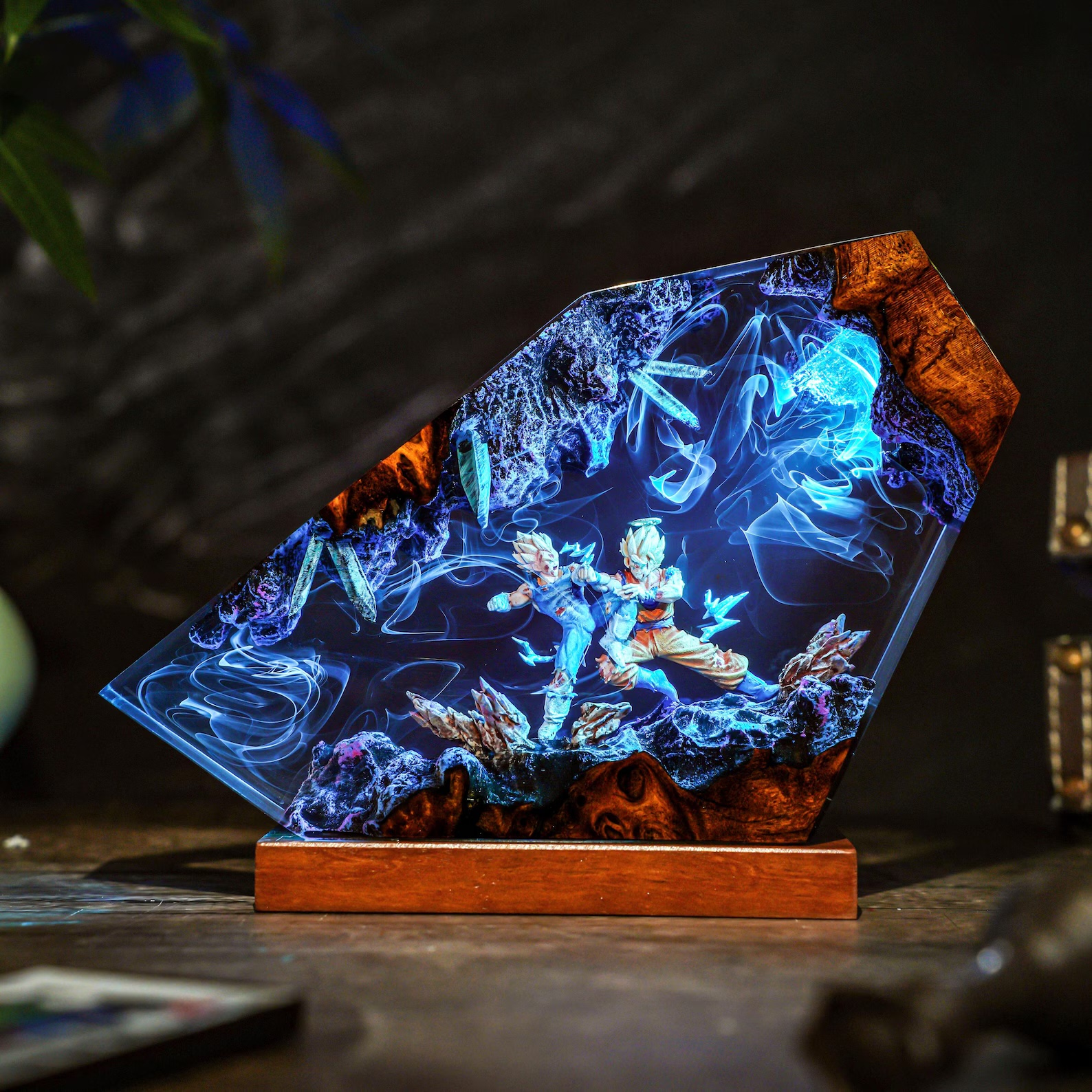 Goku vs Vegeta Battle Resin Lamp Art epoxy battle lamp detail 2
