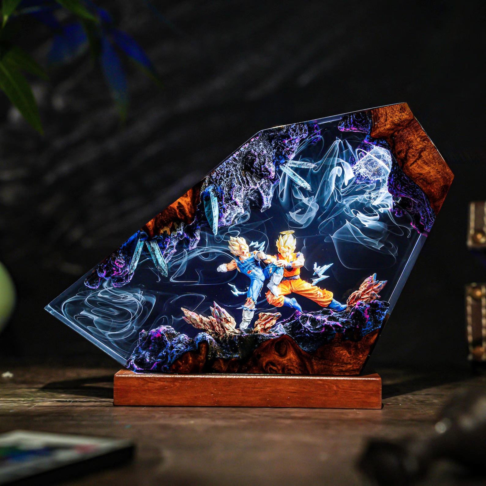 Goku vs Vegeta Battle Resin Lamp Art epoxy battle lamp detail 4