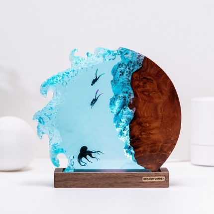 Octopus and Diver Ocean Wave Night Light detail 2 - EpoLume