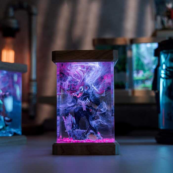 Monster Figure epoxy night light detail 2