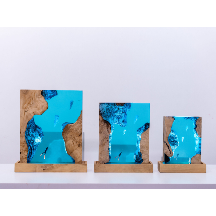 Detail view of Jellyfish Cylinder Epoxy Night Light handmade epoxy resin lamp