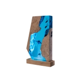Detail view of Manta Ray Crystal Block Epoxy Night Light handmade epoxy resin lamp